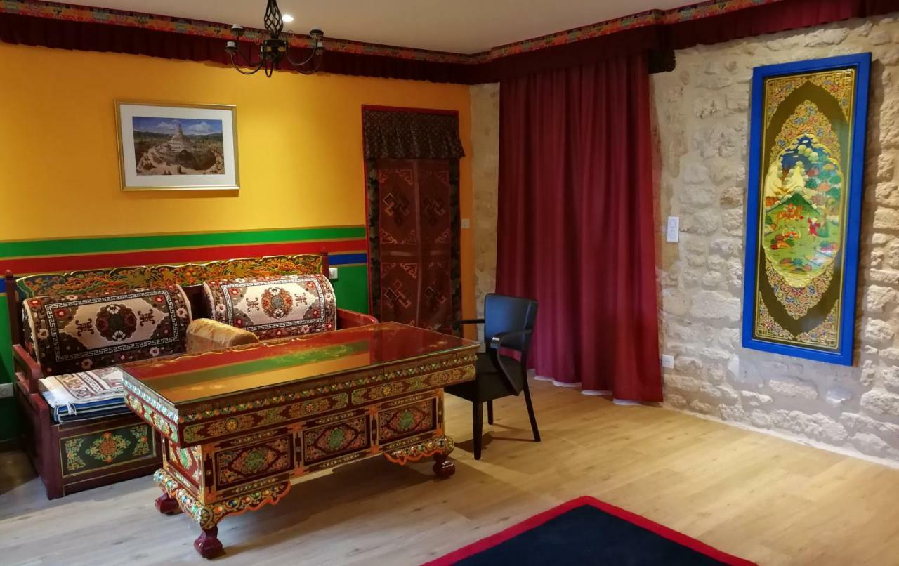 Bed and Breakfast Himalaya En Perigord Tursac Esterno foto